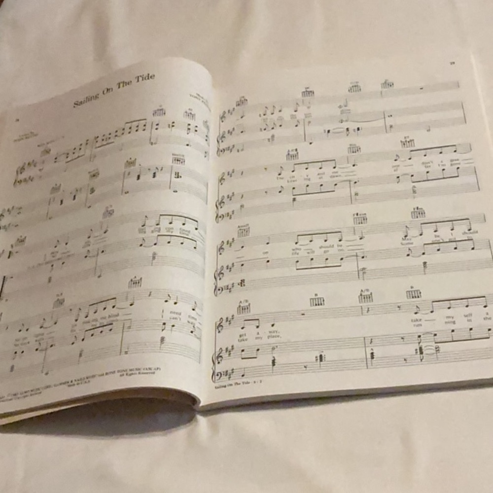 Rare Vintage Carpenter’s Complete Songbook Volume II Piano Vocal Chords - Picture 3 of 7